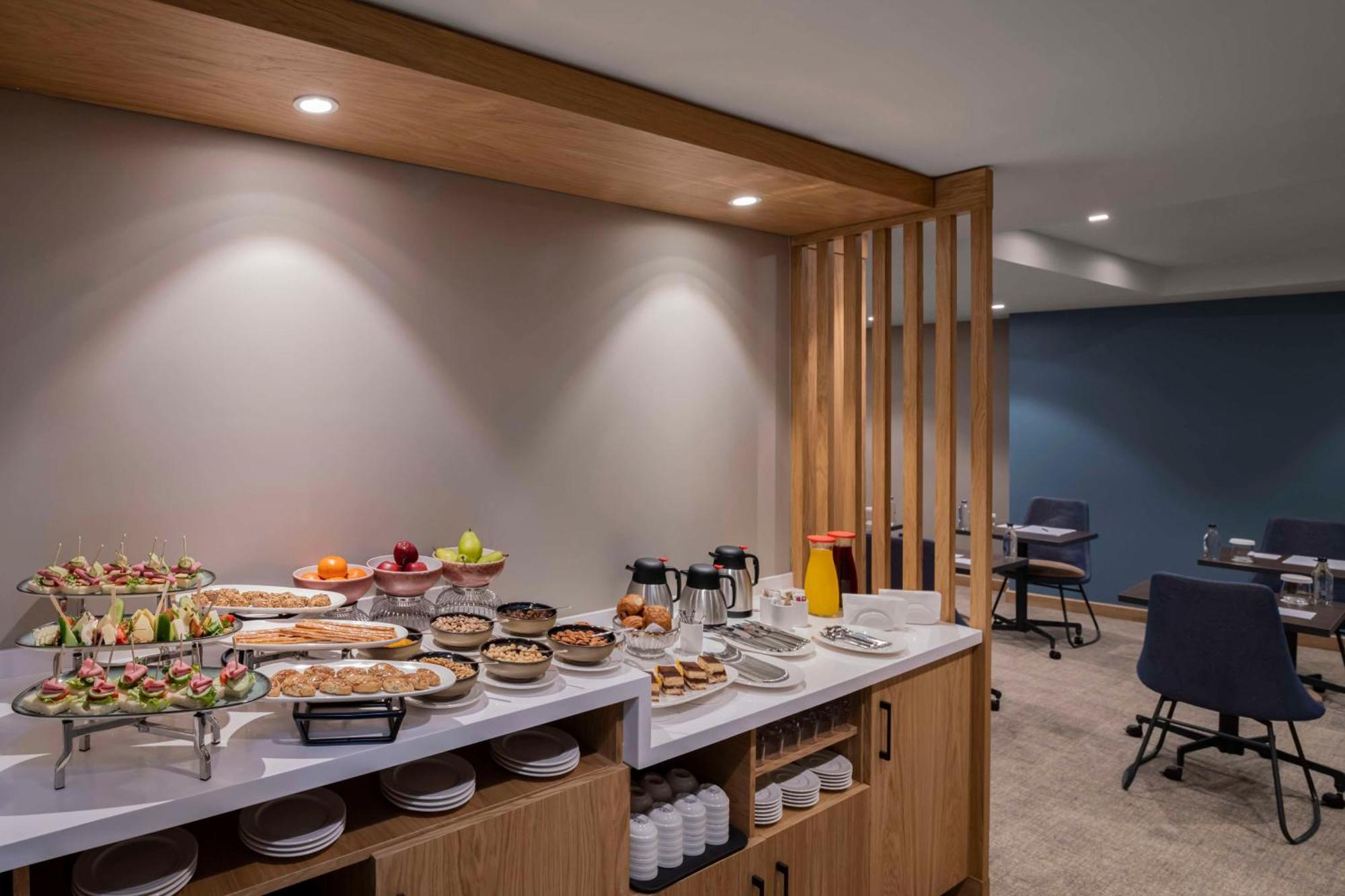 Hotel Hampton By Hilton Istanbul Sirkeci Esterno foto